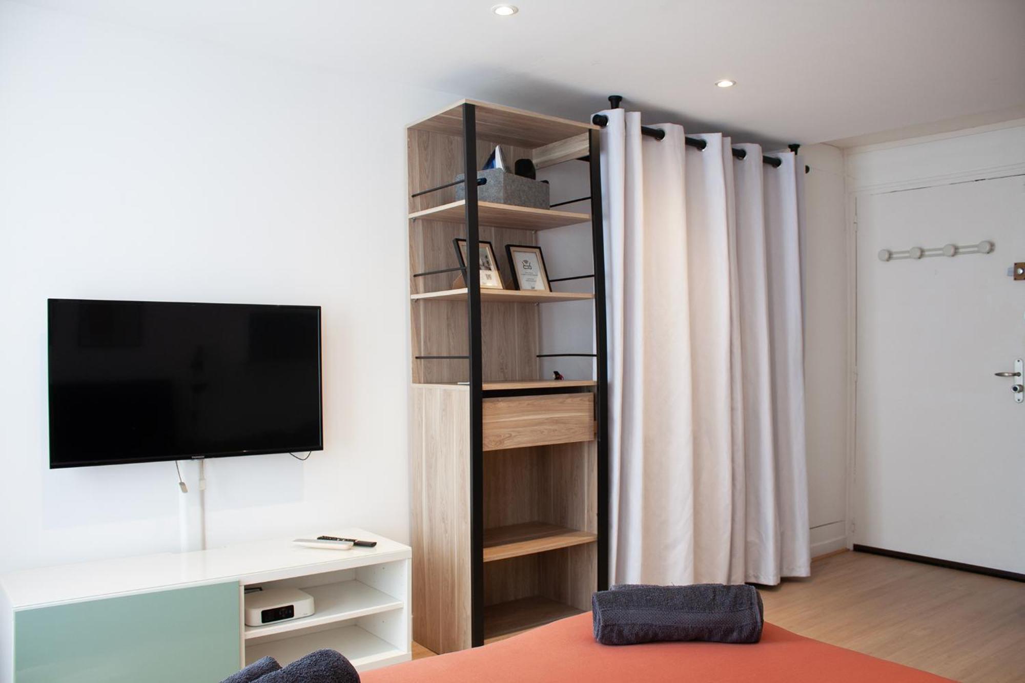Studio Cosy En Plein Coeur Historique De Pontoise Appartement Buitenkant foto